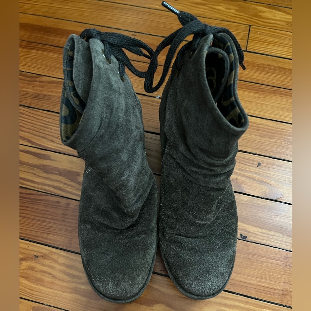 Sludge Green Fly London Yama Suede Wedge Lace Up Ankle Booties